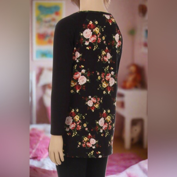 NEW Girls L Rose Print Top, Floral Shirt, Back to School Clothes - Picture 4 of 7